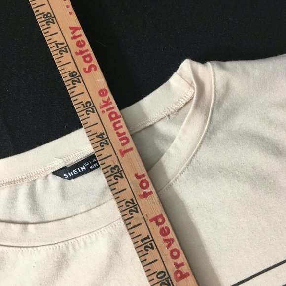 #81 Shein Future Is IN your Hands XVIIII Graphic Mens T-shirt Size large - Picture 7 of 9